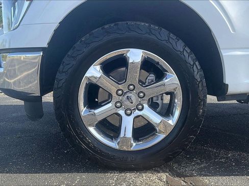 Used 2022 Ford F150 Lariat w/ Equipment Group 502A High AWD/4WD image 9