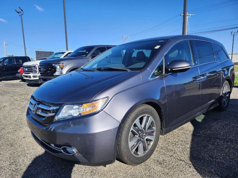 Used 2014 Honda Odyssey Touring image 1
