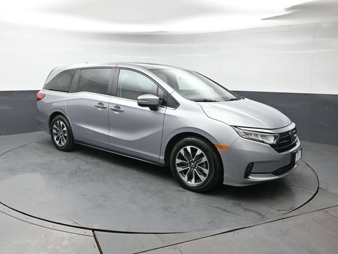 Used 2024 Honda Odyssey EX-L image 8