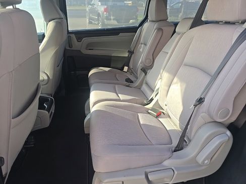 Used 2018 Honda Odyssey EX image 28