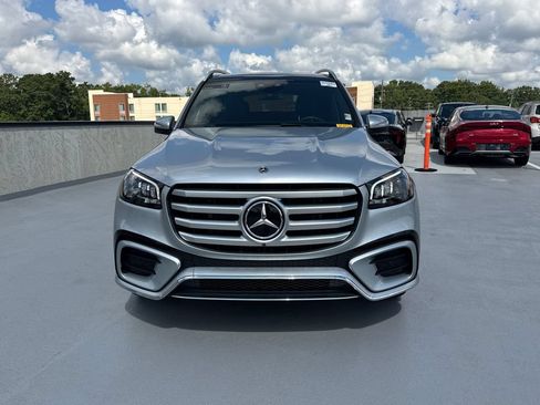 Used 2025 Mercedes-Benz GLS 450 4MATIC w/ AMG Line Exterior image 2