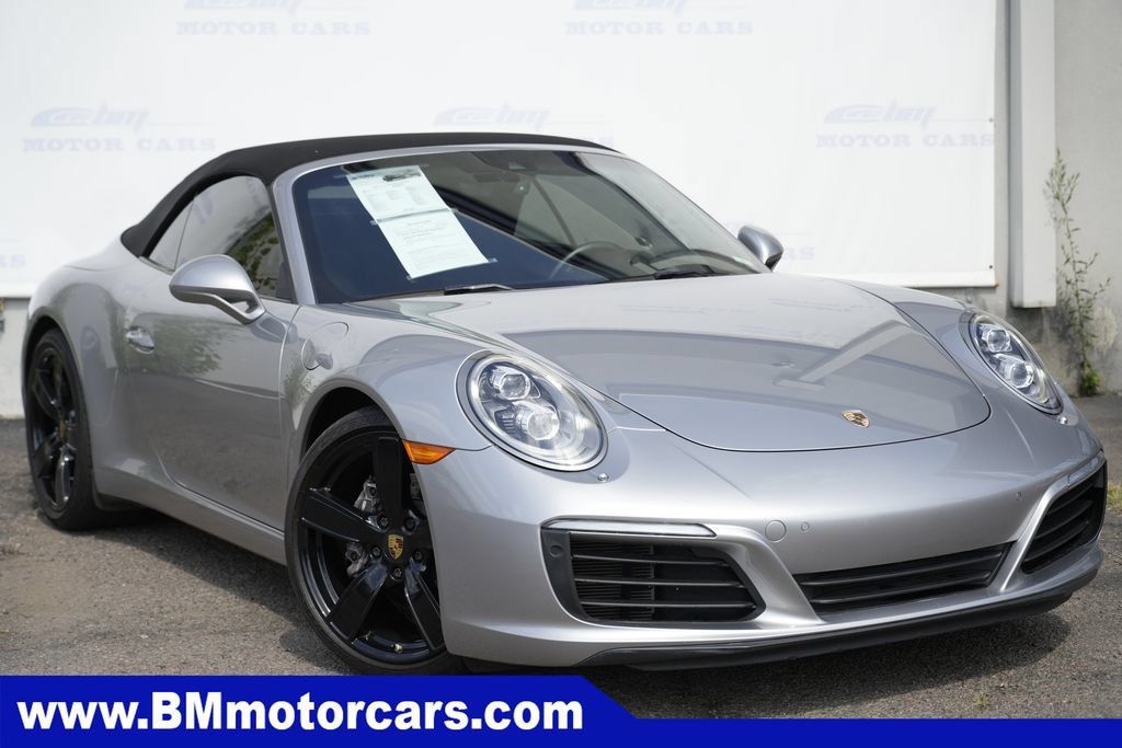 Used 2017 Porsche 911 Carrera RWD image 1