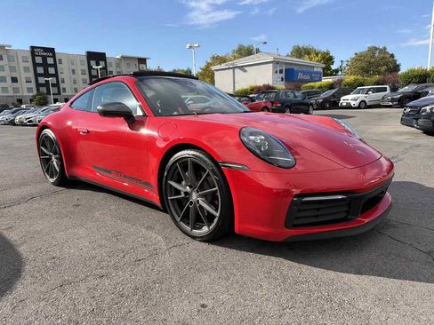 Used 2024 Porsche 911 Carrera T image 7