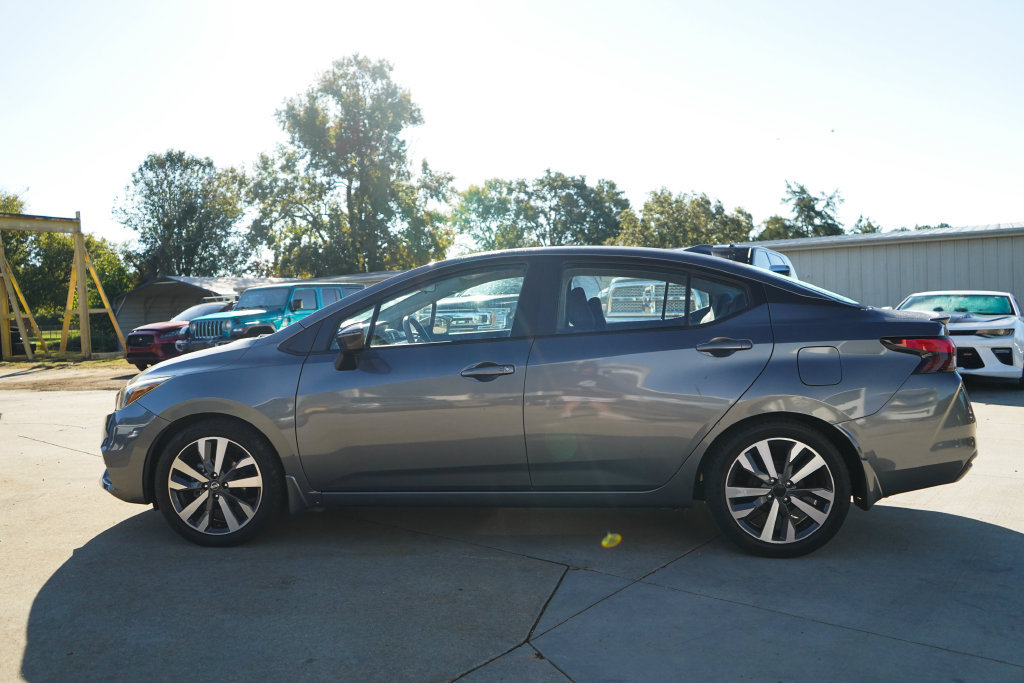 Used 2020 Nissan Versa SR w/ Convenience Package FWD image 23