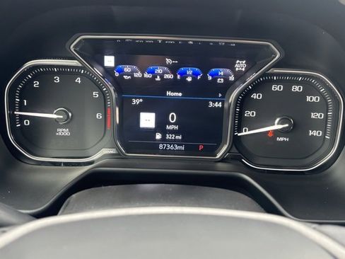 Used 2021 GMC Yukon AT4 w/ AT4 Premium Package image 23