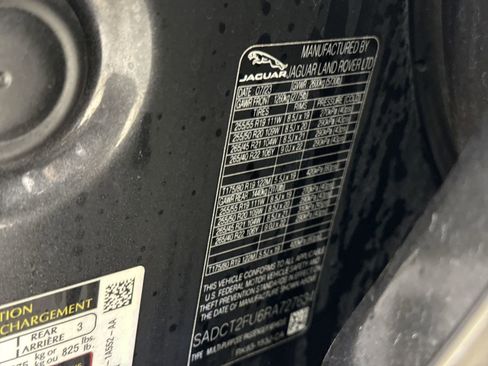 Used 2024 Jaguar F-PACE R-Dynamic S image 36