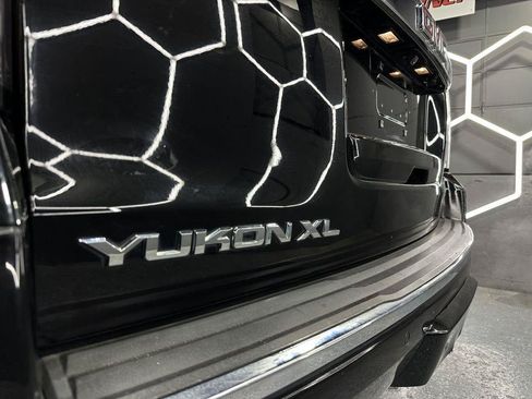 Used 2018 GMC Yukon XL Denali w/ Denali Ultimate Package AWD/4WD image 54