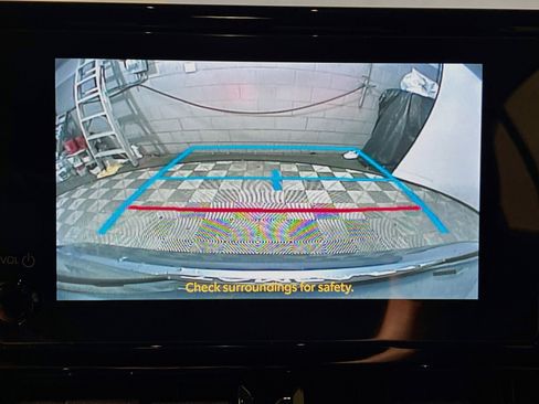Used 2025 Toyota Corolla LE FWD image 25