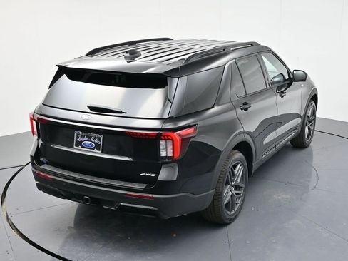 New 2026 Ford Explorer ST-Line w/ ST-Line Street Pack image 44