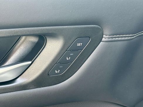 New 2026 Nissan Pathfinder Platinum w/ Lighting Package AWD/4WD image 21