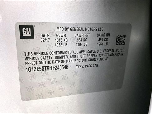 Used 2017 Chevrolet Malibu LT w/ Driver Confidence Package image 29