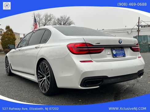 Used 2019 BMW 750i xDrive w/ M Sport Package image 2