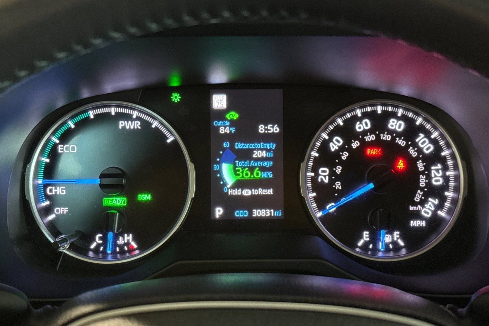 Used 2022 Toyota RAV4 XLE Premium AWD/4WD image 25