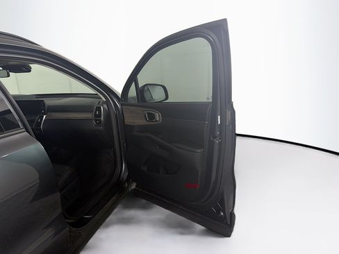 Used 2023 Kia Sorento EX w/ Panoramic Sunroof Package FWD image 34
