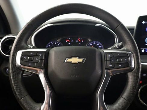 Used 2023 Chevrolet Blazer LT image 18