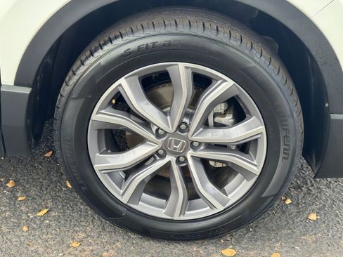 Used 2022 Honda CR-V Touring image 9