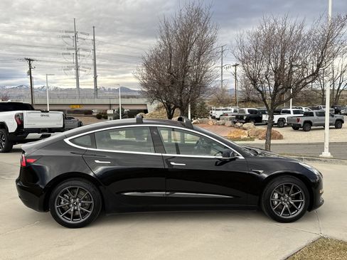 Used 2018 Tesla Model 3 Long Range image 6