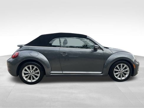 Used 2018 Volkswagen Beetle 2.0T S image 6
