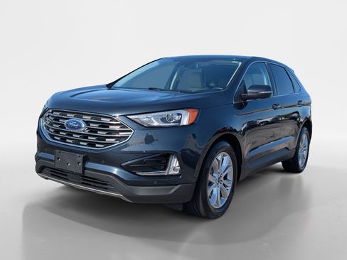Used 2022 Ford Edge Titanium AWD/4WD image 5