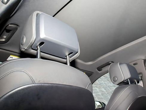 Used 2025 Audi Q5 2.0T Premium image 19