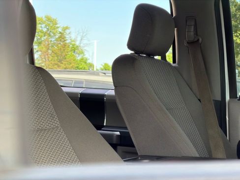 Used 2019 Ford F250 XLT w/ XLT Value Package AWD/4WD image 37