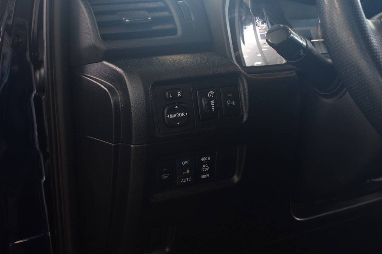 Used 2019 Toyota 4Runner Limited AWD/4WD image 32