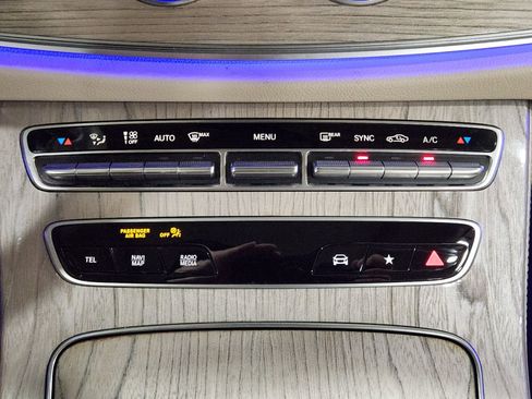 Used 2023 Mercedes-Benz E 450 4MATIC Coupe image 36