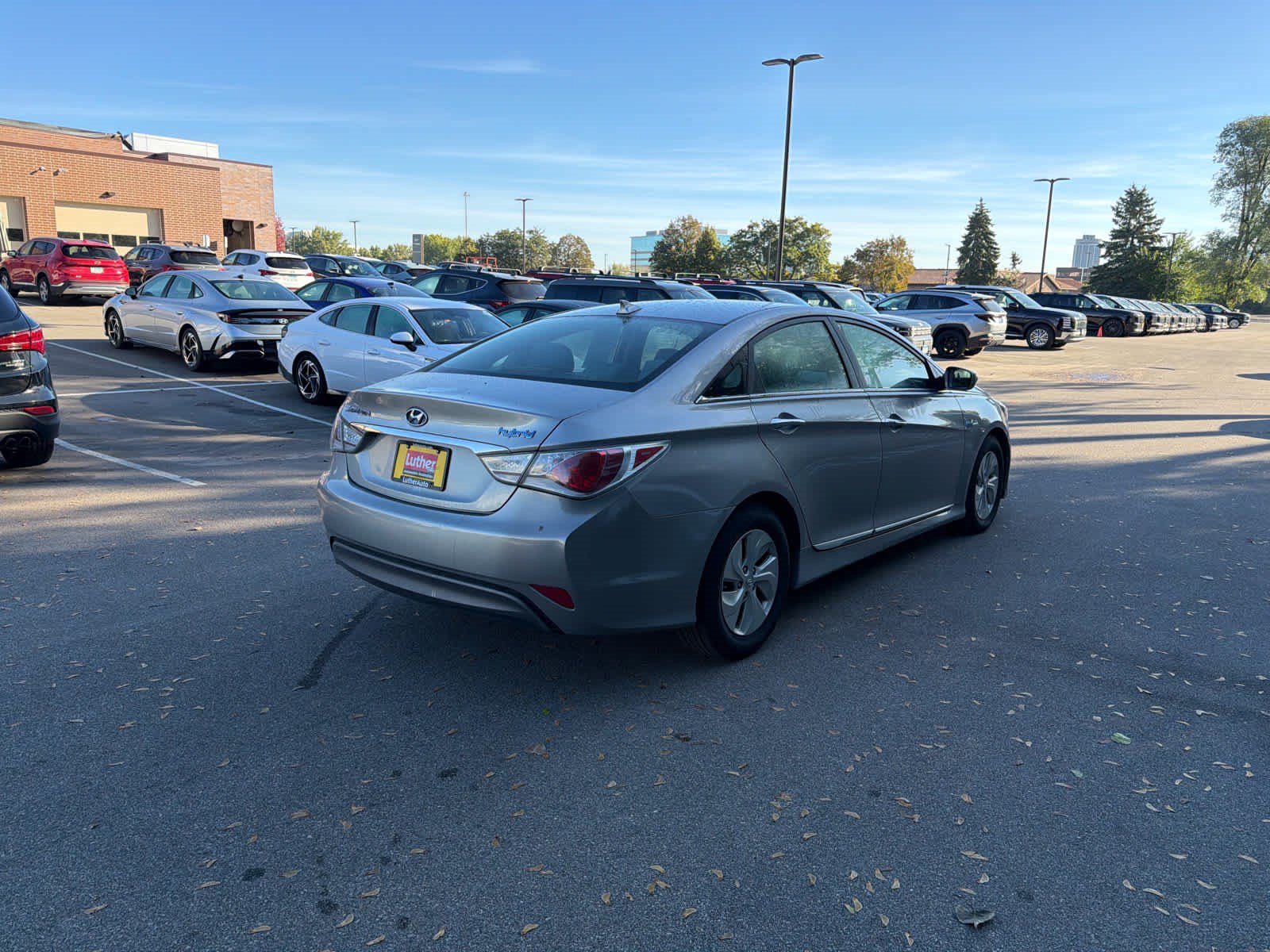 Used 2013 Hyundai Sonata Hybrid FWD image 2
