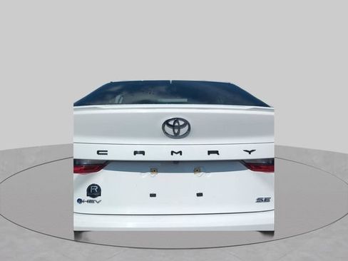 Used 2025 Toyota Camry SE FWD image 26