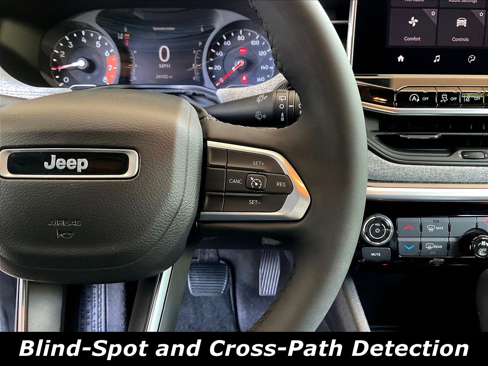 Used 2023 Jeep Compass Latitude AWD/4WD image 12