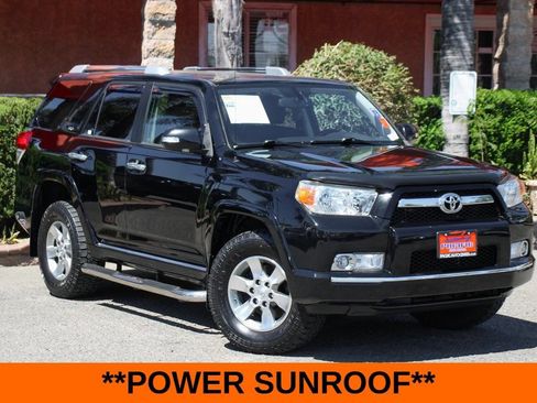 Used 2013 Toyota 4Runner SR5 w/ Convenience Pkg AWD/4WD image 2