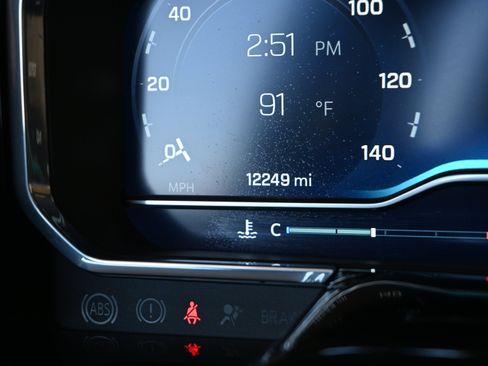 Used 2023 Chevrolet Silverado 1500 LT image 24