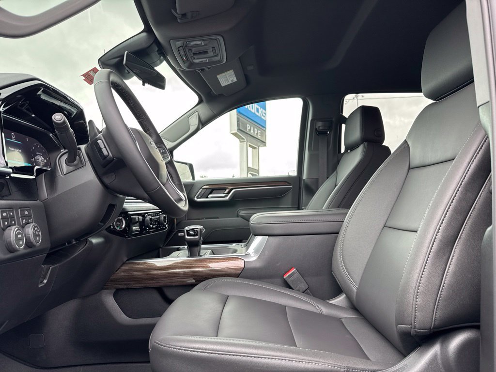 New 2026 Chevrolet Silverado 1500 RST w/ Z71 Off-Road Package AWD/4WD image 18