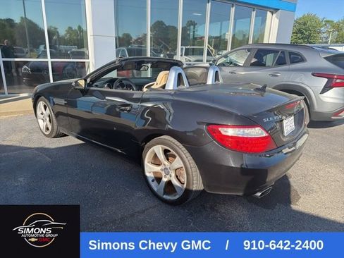 Used 2012 Mercedes-Benz SLK 350 image 3