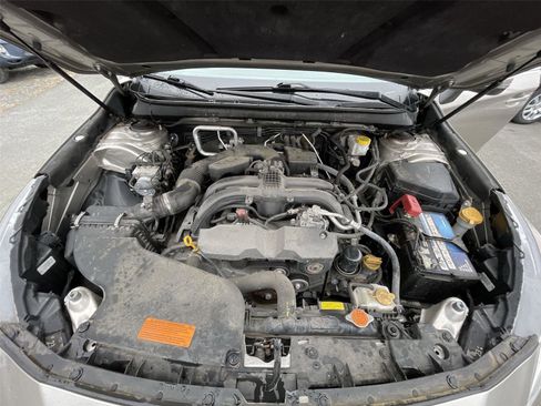 Used 2019 Subaru Outback 2.5i Limited image 11