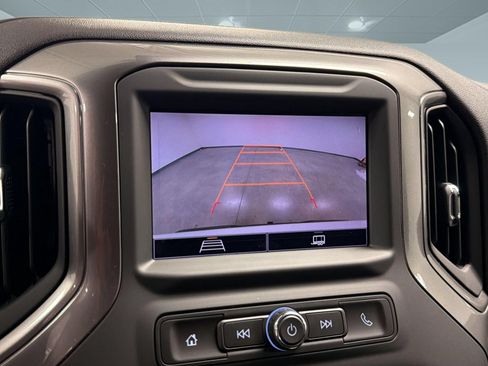 Used 2024 Chevrolet Silverado 1500 Custom Trail Boss AWD/4WD image 18