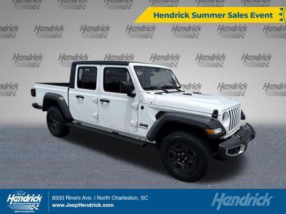 Used 2023 Jeep Gladiator Sport w/ Trailer Tow Package
