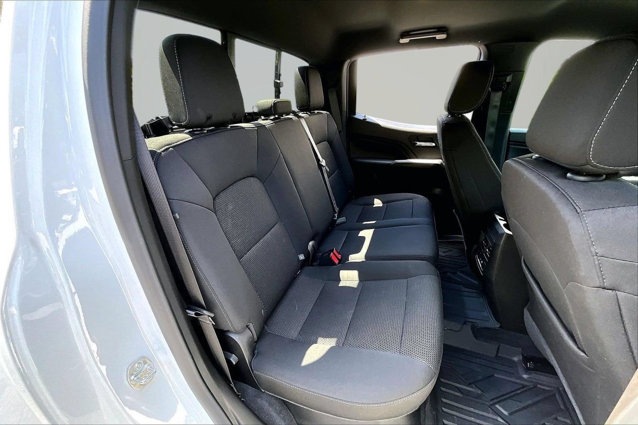 Used 2025 GMC Canyon Elevation w/ Convenience Package RWD image 23