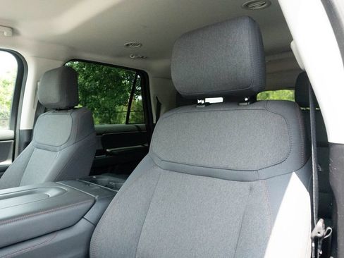 Used 2025 Ford Expedition Max Active RWD image 22