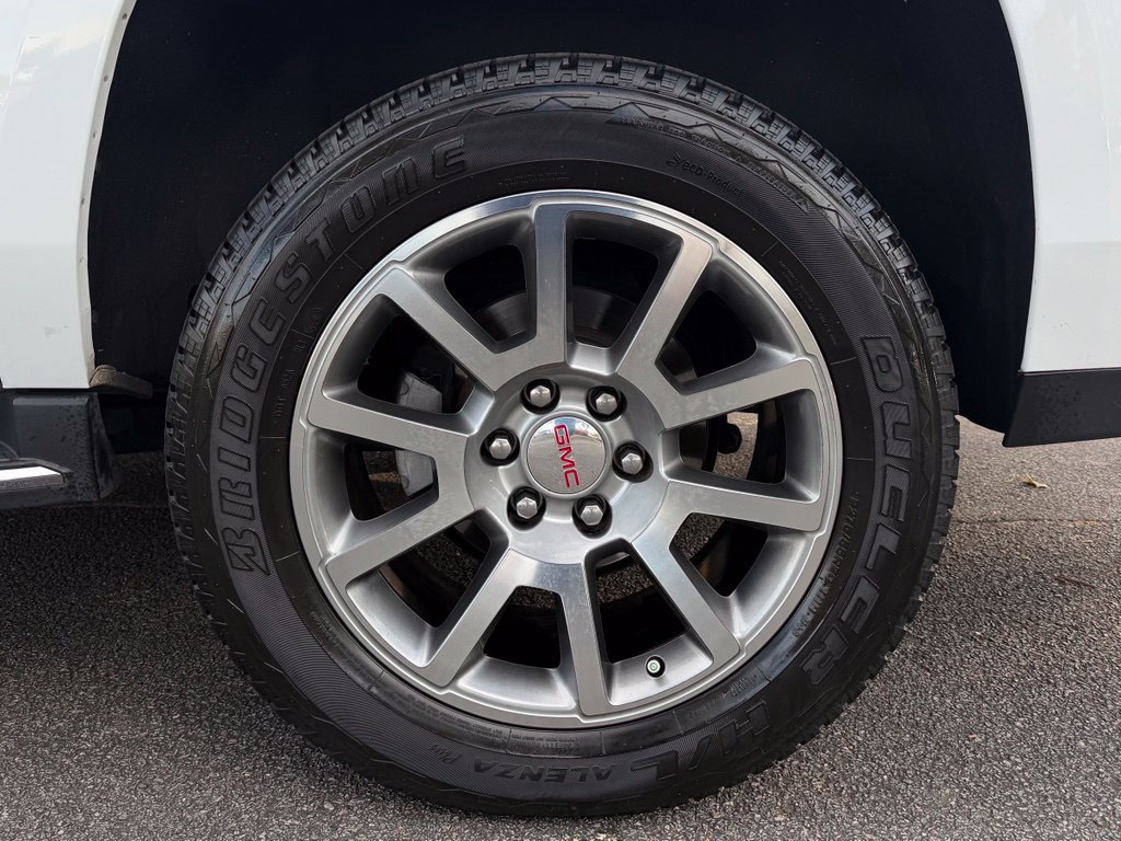 Used 2018 GMC Yukon XL Denali RWD image 46