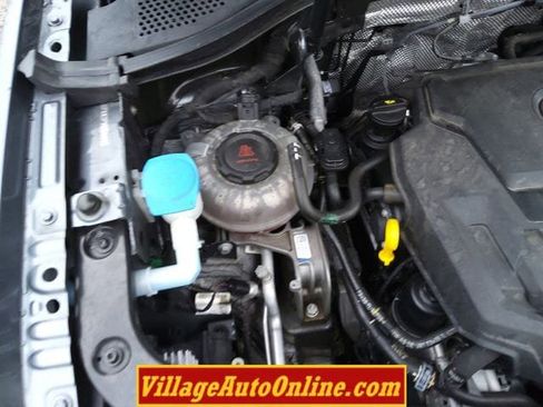 Used 2023 Volkswagen Tiguan SEL R-Line image 40