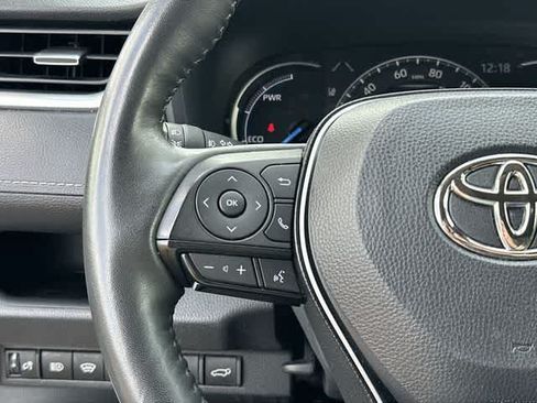 Used 2025 Toyota RAV4 XLE Premium w/ Weather Package AWD/4WD image 9