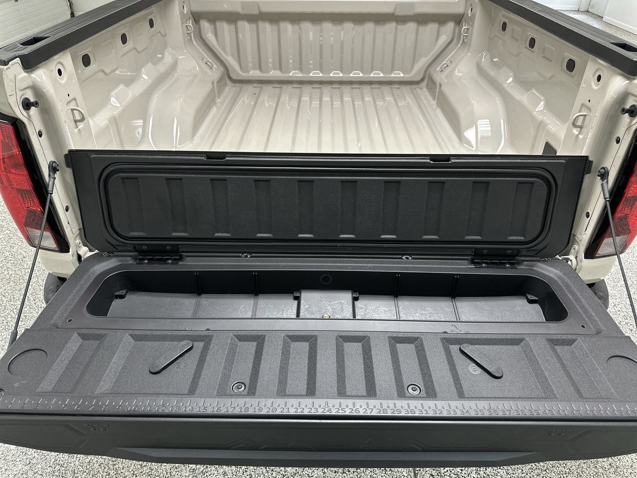 New 2026 Chevrolet Colorado Trail Boss AWD/4WD image 28