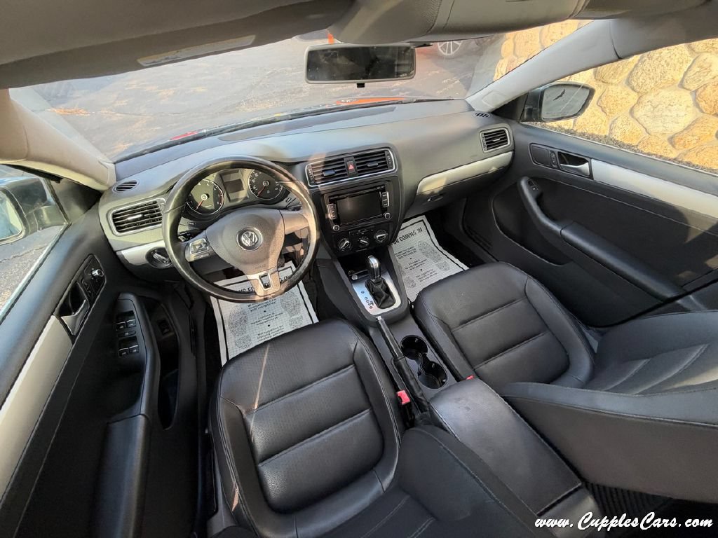 Used 2014 Volkswagen Jetta SE FWD image 19