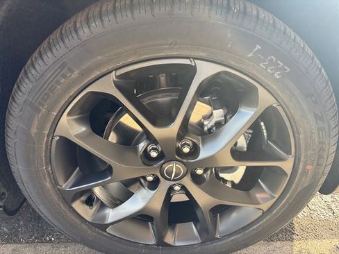 New 2026 Chrysler Pacifica Select w/ S Appearance Package image 31