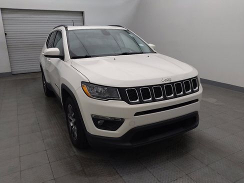 Used 2019 Jeep Compass Latitude w/ Popular Equipment Group FWD image 14
