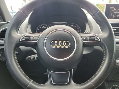Used 2018 Audi Q3 2.0T Premium Plus w/ Premium Plus Package FWD image 20