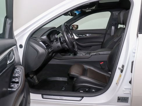 Used 2022 Cadillac CT5 Sport image 11