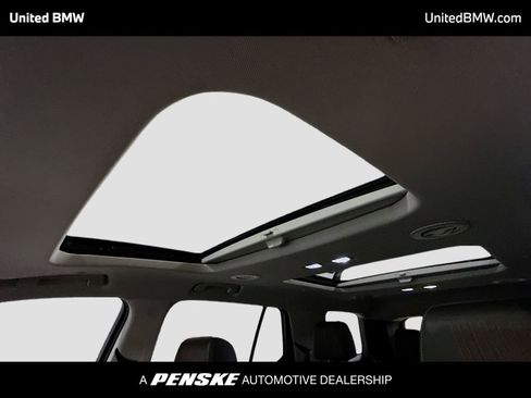 Used 2020 Chevrolet Traverse Premier w/ Redline Edition image 12