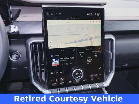 New 2025 GMC Acadia Elevation w/ Elevation Premium Package image 15